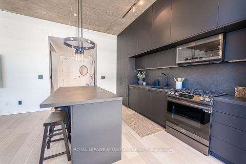 Photo 9 at 705 - 60 Bathurst Street, Niagara, Toronto
