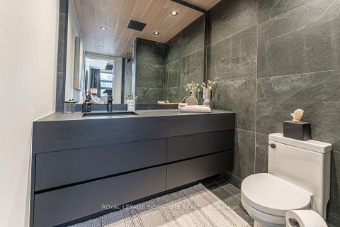 Photo 16 at 705 - 60 Bathurst Street, Niagara, Toronto