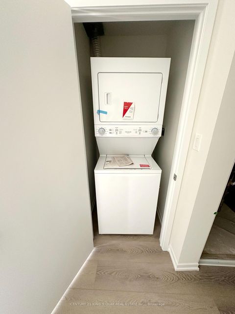 Photo 4 at 34 Matawin Lane, Headford Business Park, Richmond Hill Photo 4 at 34 Matawin Lane, Headford Business Park, Richmond Hill