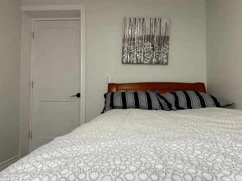 Photo 11 at 18 Cadillac Ave Avenue, Clanton Park, Toronto