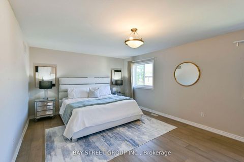 Photo 18 at 2292 Blue Oak Circle, WM Westmount, Oakville