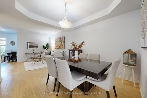 Photo 5 at 76 Westbury Court, Westbrook, Richmond Hill