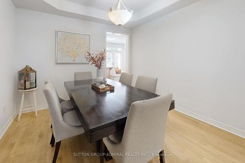 Photo 7 at 76 Westbury Court, Westbrook, Richmond Hill