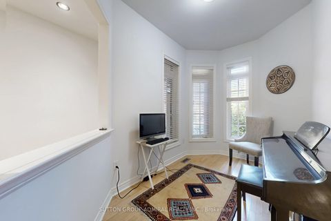 Photo 14 at 76 Westbury Court, Westbrook, Richmond Hill