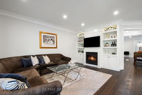 Photo 13 at 87 Vaughan Boulevard, Beverley Glen, Vaughan