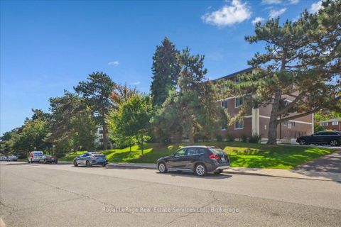 Photo 1 at 203 - 100 Coe Hill Drive, Swansea, Toronto