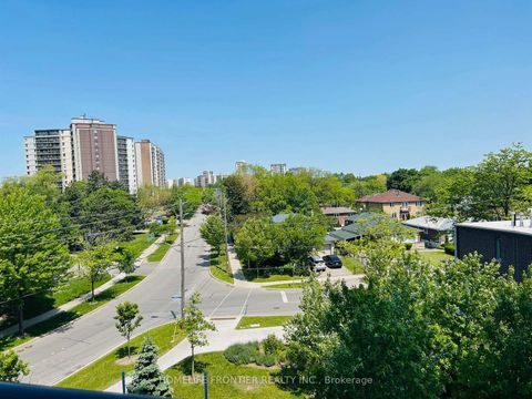 Photo 12 at 409 - 128 Fairview Mall Drive, Henry Farm, Toronto