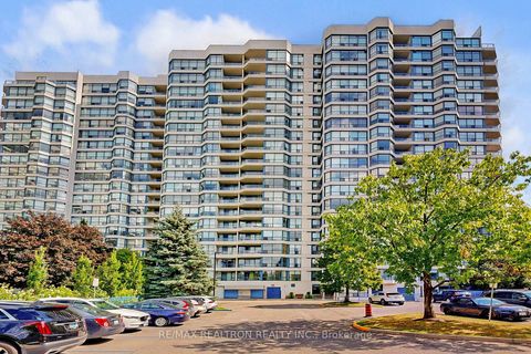 Photo 1 at 311 - 7300 Yonge Street, Yorkhill, Vaughan