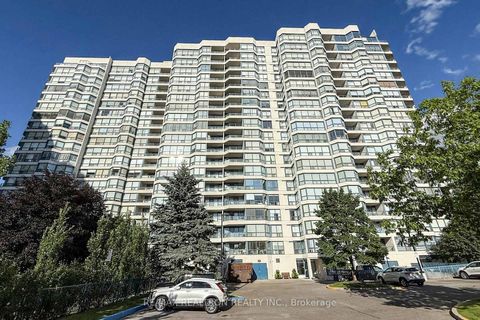 Photo 4 at 311 - 7300 Yonge Street, Yorkhill, Vaughan