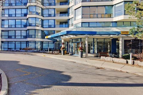 Photo 5 at 311 - 7300 Yonge Street, Yorkhill, Vaughan