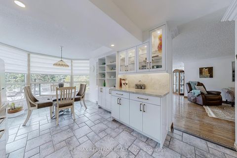 Photo 32 at 311 - 7300 Yonge Street, Yorkhill, Vaughan