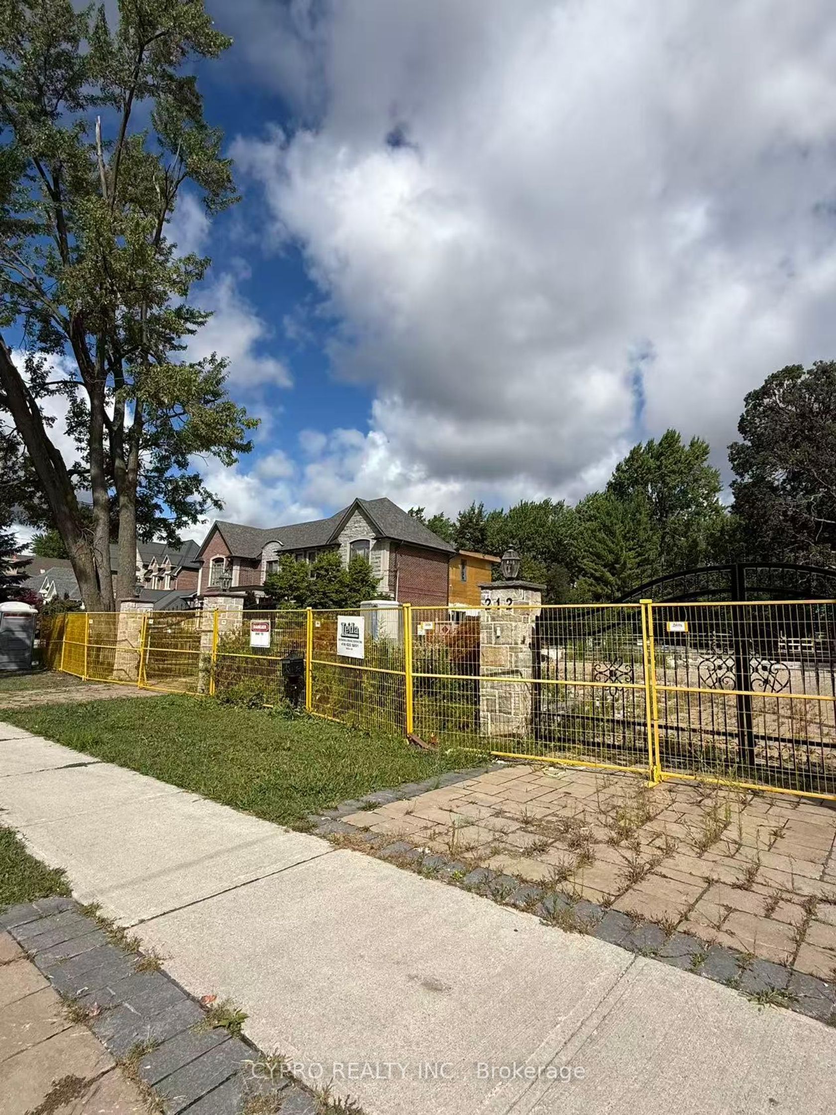 212 Duncan Road, Langstaff, Richmond Hill 