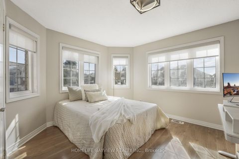 Photo 16 at 14 Montcalm Boulevard, Vellore Village, Vaughan