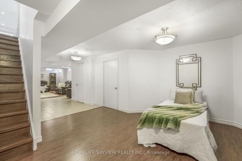 Photo 19 at 14 Montcalm Boulevard, Vellore Village, Vaughan