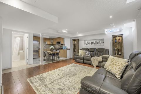 Photo 21 at 14 Montcalm Boulevard, Vellore Village, Vaughan