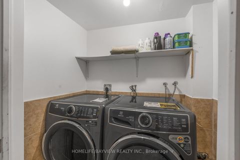 Photo 26 at 14 Montcalm Boulevard, Vellore Village, Vaughan
