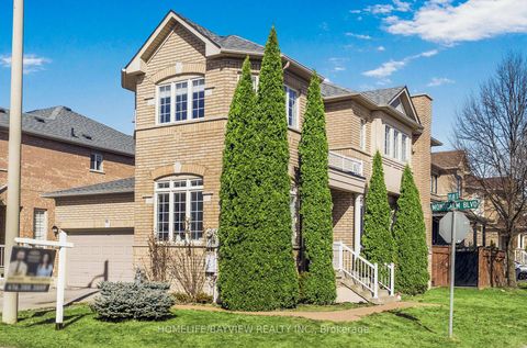 Photo 30 at 14 Montcalm Boulevard, Vellore Village, Vaughan