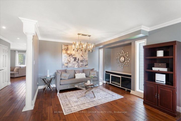 Photo 5 at 536 Woodmount Crescent, Samac, Oshawa