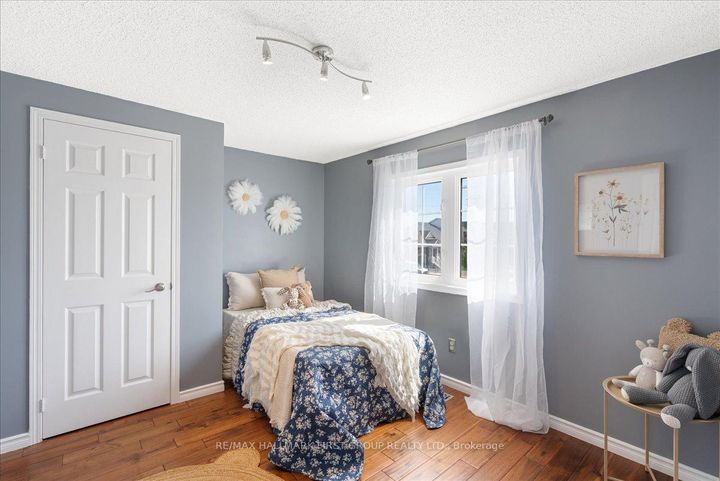 Photo 32 at 536 Woodmount Crescent, Samac, Oshawa