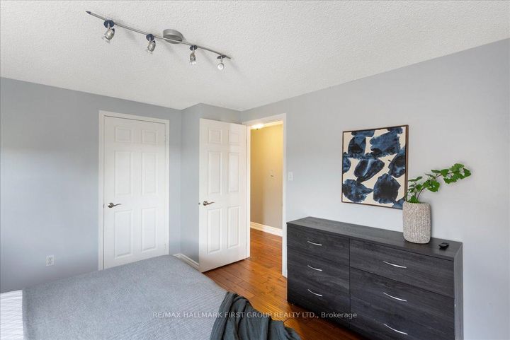 Photo 36 at 536 Woodmount Crescent, Samac, Oshawa
