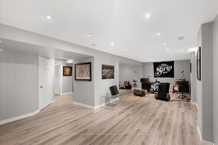 Photo 39 at 536 Woodmount Crescent, Samac, Oshawa