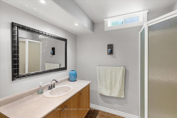 Photo 43 at 536 Woodmount Crescent, Samac, Oshawa