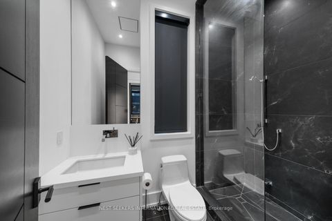 Photo 39 at 29 Greenside Drive, Rural King, King