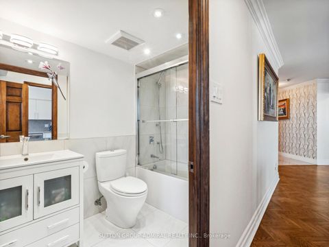 Photo 17 at 604 - 7 Townsgate Drive, Yorkhill, Vaughan