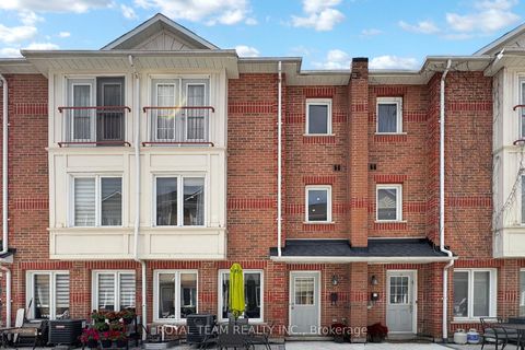 Photo 24 at 57 - 151 Townsgate Drive, Yorkhill, Vaughan