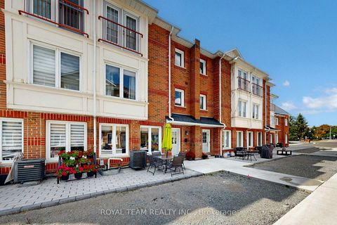Photo 25 at 57 - 151 Townsgate Drive, Yorkhill, Vaughan