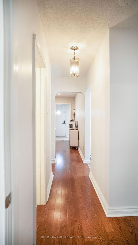 Photo 10 at 6 Athlone Road, East York, Toronto