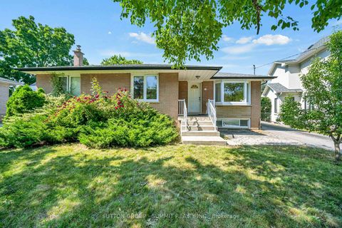 Photo 2 at 465 Seaton Drive, WO West, Oakville