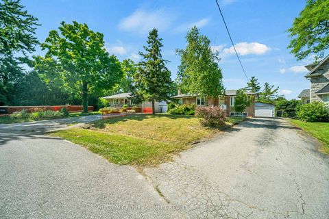 Photo 4 at 465 Seaton Drive, WO West, Oakville