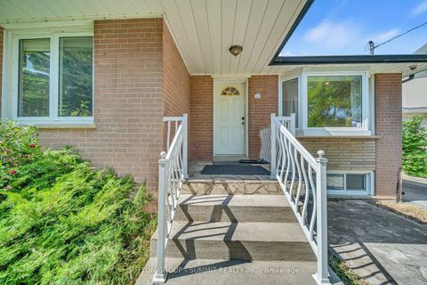 Photo 5 at 465 Seaton Drive, WO West, Oakville