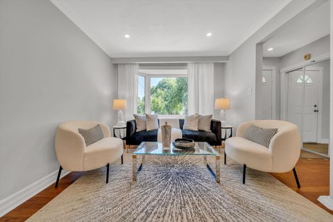Photo 10 at 465 Seaton Drive, WO West, Oakville