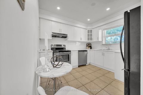 Photo 16 at 465 Seaton Drive, WO West, Oakville