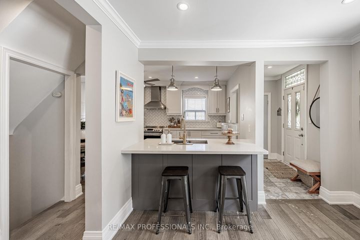 Photo 9 at 2236 Lawrence Avenue W, Humber Heights, Toronto