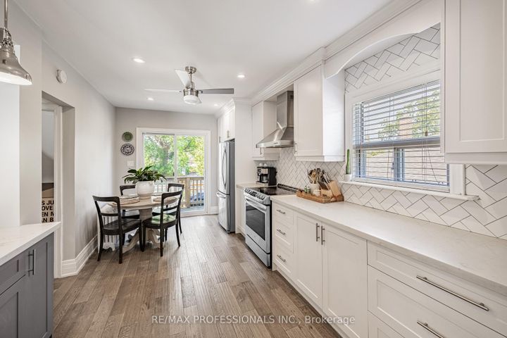 Photo 12 at 2236 Lawrence Avenue W, Humber Heights, Toronto