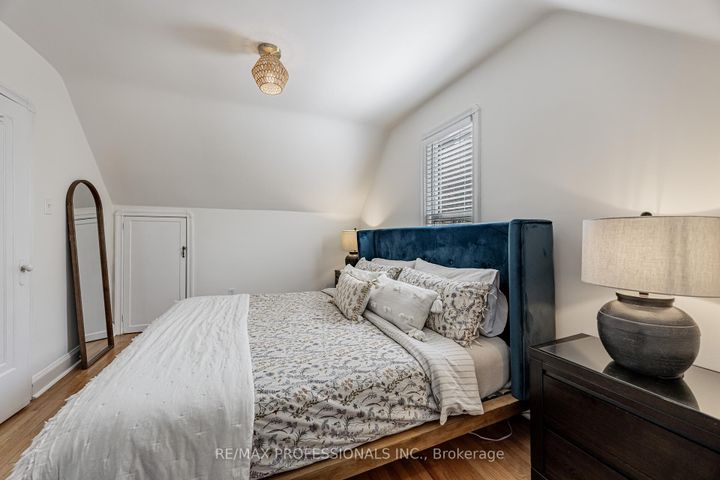 Photo 16 at 2236 Lawrence Avenue W, Humber Heights, Toronto