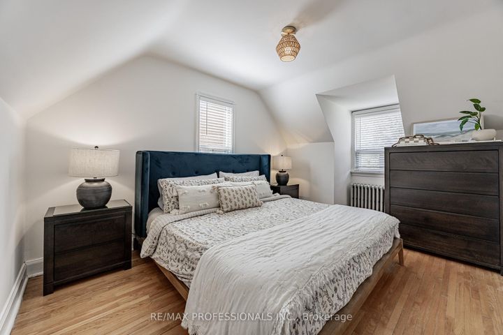 Photo 17 at 2236 Lawrence Avenue W, Humber Heights, Toronto