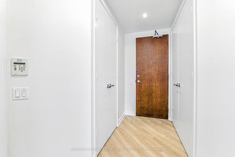 Photo 3 at 810 - 85 Bloor Street E, Yonge Corridor, Toronto