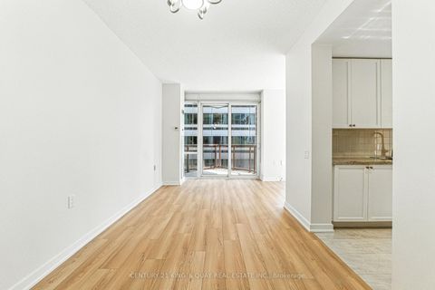Photo 6 at 810 - 85 Bloor Street E, Yonge Corridor, Toronto