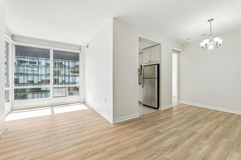 Photo 10 at 810 - 85 Bloor Street E, Yonge Corridor, Toronto