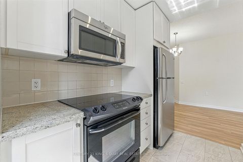 Photo 17 at 810 - 85 Bloor Street E, Yonge Corridor, Toronto