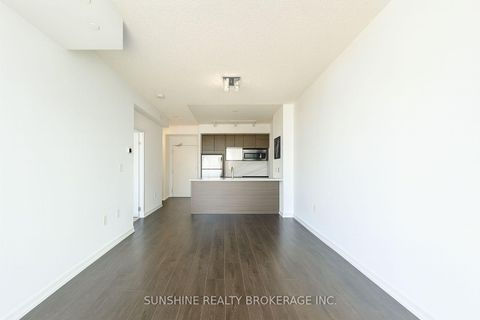 Photo 9 at 2112 - 62 Forest Manor Road, Henry Farm, Toronto