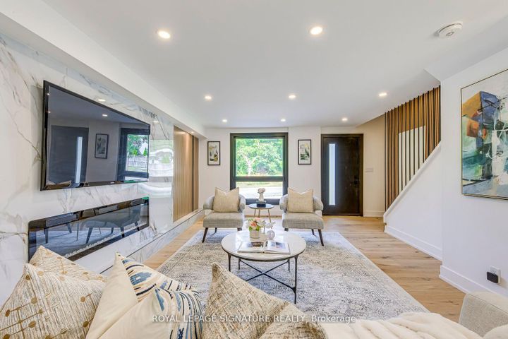 Photo 3 at 11024 Trafalgar Road, Stewarttown, Halton Hills