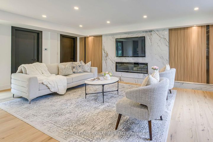 Photo 4 at 11024 Trafalgar Road, Stewarttown, Halton Hills