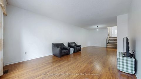 Photo 9 at 15 Thistlewaite Crescent, Malvern West, Toronto