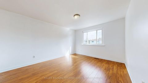 Photo 19 at 15 Thistlewaite Crescent, Malvern West, Toronto