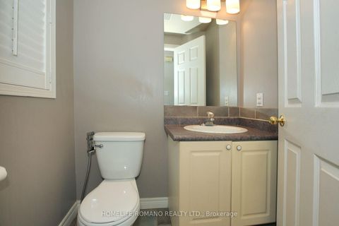 Photo 12 at 37 Ridgeway Court, Maple, Vaughan